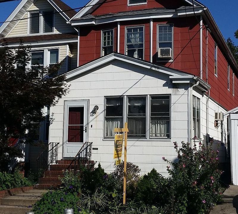 1st image of 10811 85th Ave