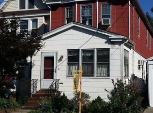 10811 85th Ave, Richmond Hill, NY 11418