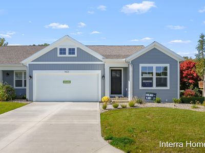 1423 N Village Cir, Kalamazoo, MI, 49009
