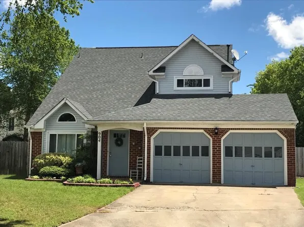 904 Bridgeford Ct, Virginia Beach, VA 23456