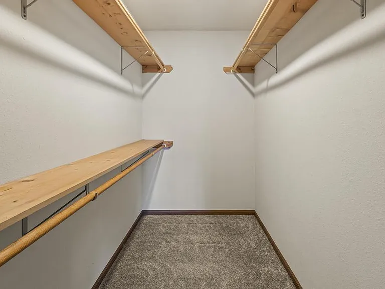 2213 Rockwood Dr — Photo 56