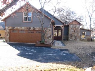 1338 Kiowa Dr E, Lake Kiowa, TX 76240