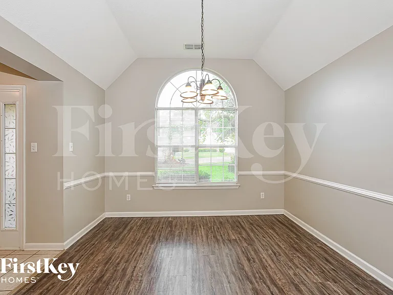 1523 Beringer Dr — Photo 7