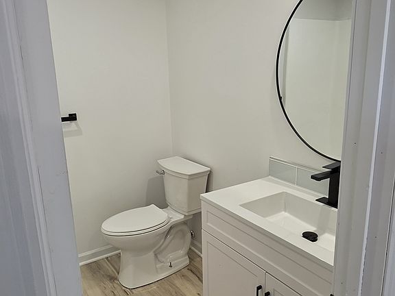 5th image of 615 S 13th St #615