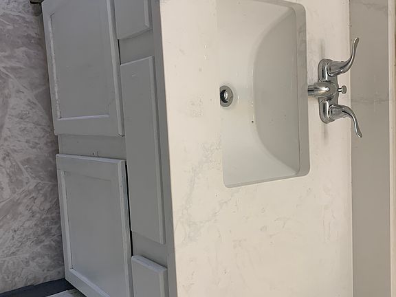 4th image of 2534-2536 E College Ave