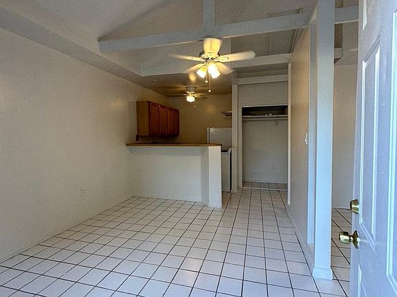 3rd image of 3262 Ibis St #B