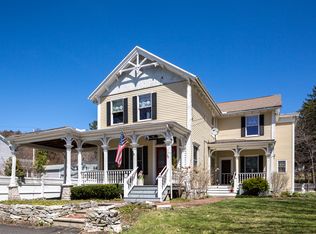 54 High St, Lee, MA 01238