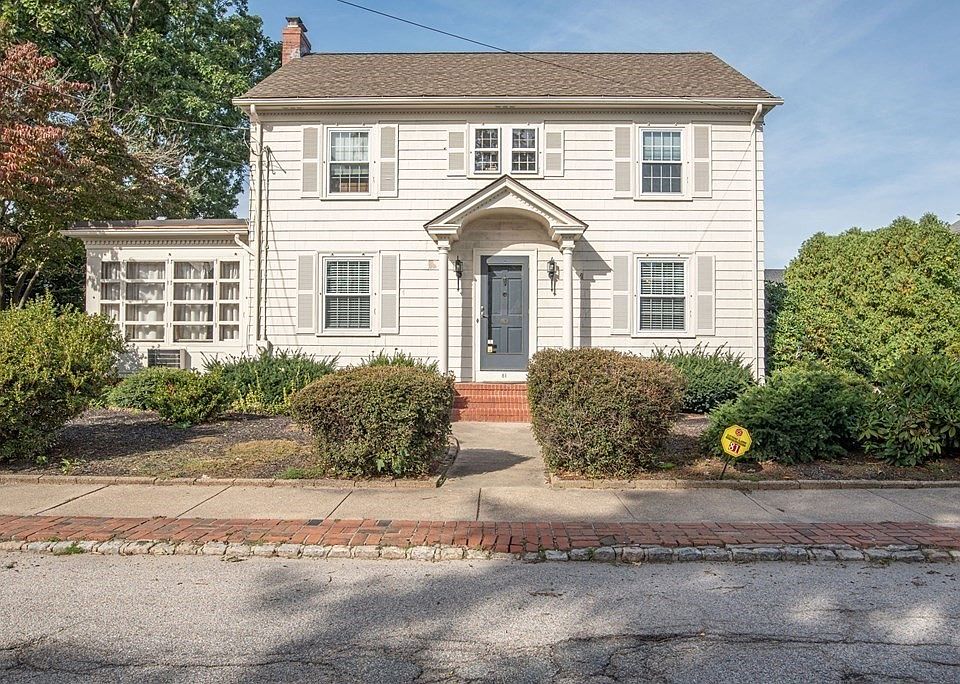 81 Knollwood Ave, Cranston, RI 02910 Zillow