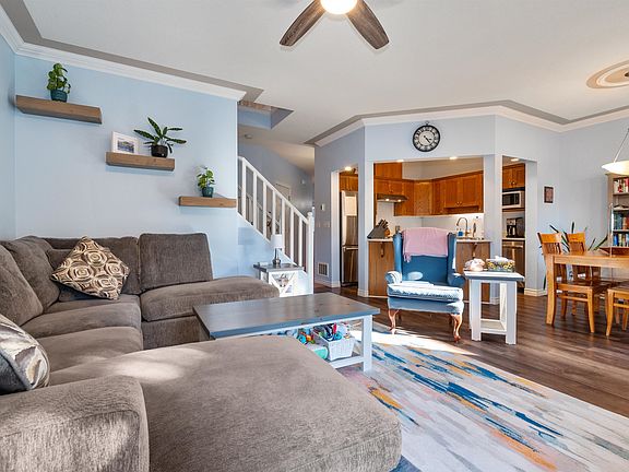 2nd image of 46360 Valleyview Rd #129