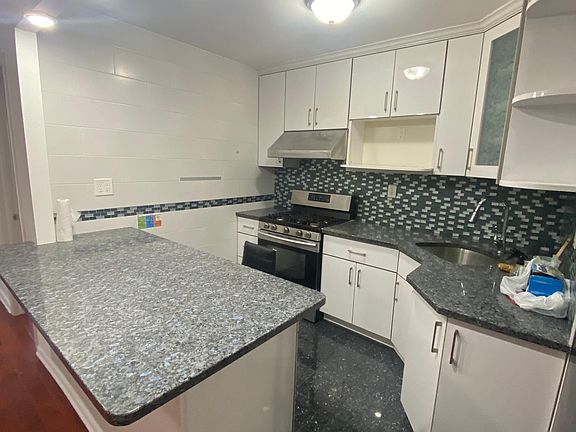 4th image of 5704 136th St Floor 3