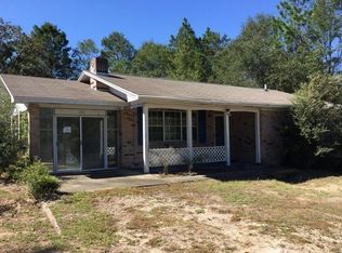 1371 Juniper Lake Rd, Defuniak Springs, FL 32433