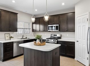 156 Heron Ave, Pataskala, OH 43062