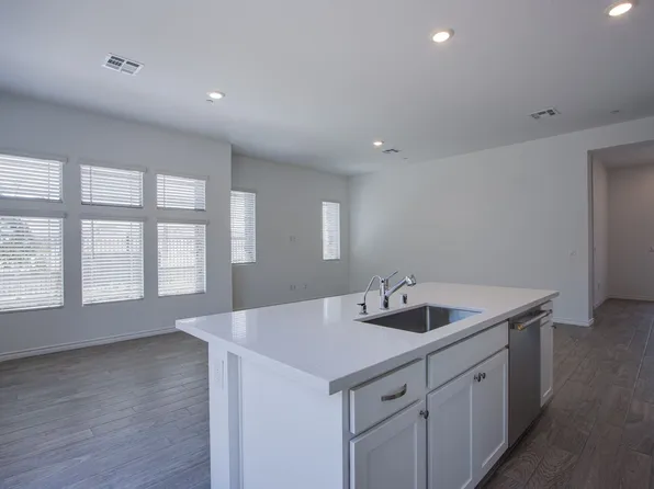928 Allister Fields Ln, Las Vegas, NV 89138