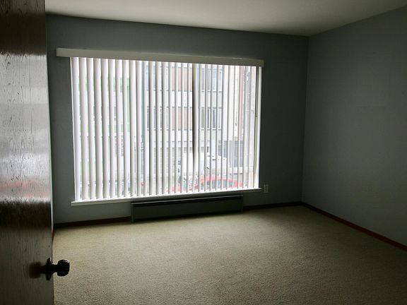 3rd image of 1246 20th Ave APT 1