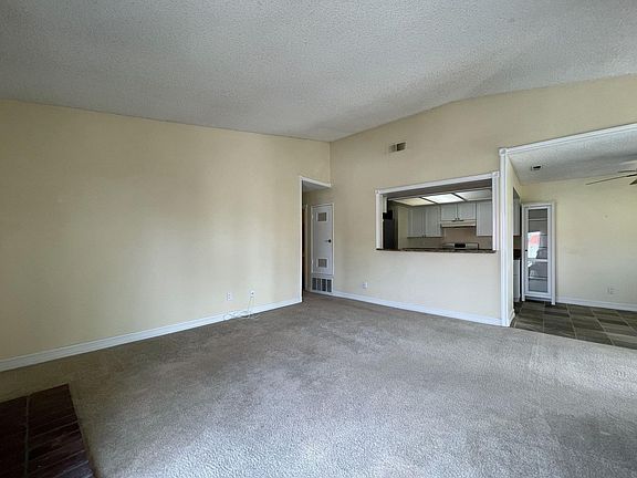 5th image of 9489 Fairgrove Ln Unit 202