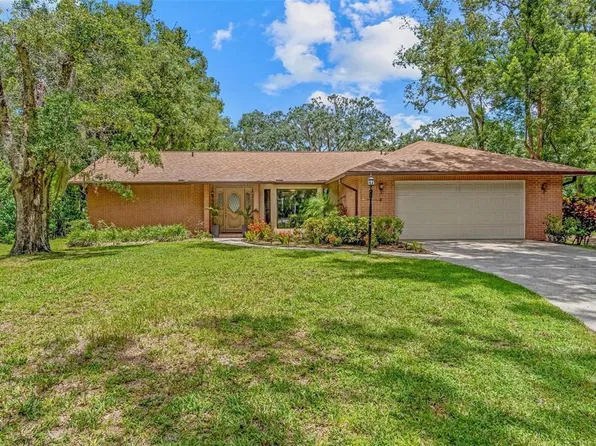 1913 Dyer Rd, Tampa, FL 33618