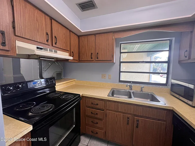 1225 N Wickham Rd #726 — Photo 5
