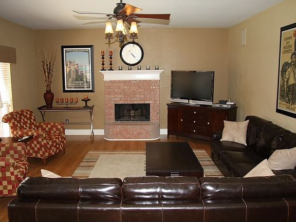 2nd image of 2405 Cornell Dr