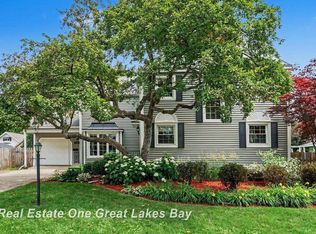 1510 Helen St, Bay City, MI 48708