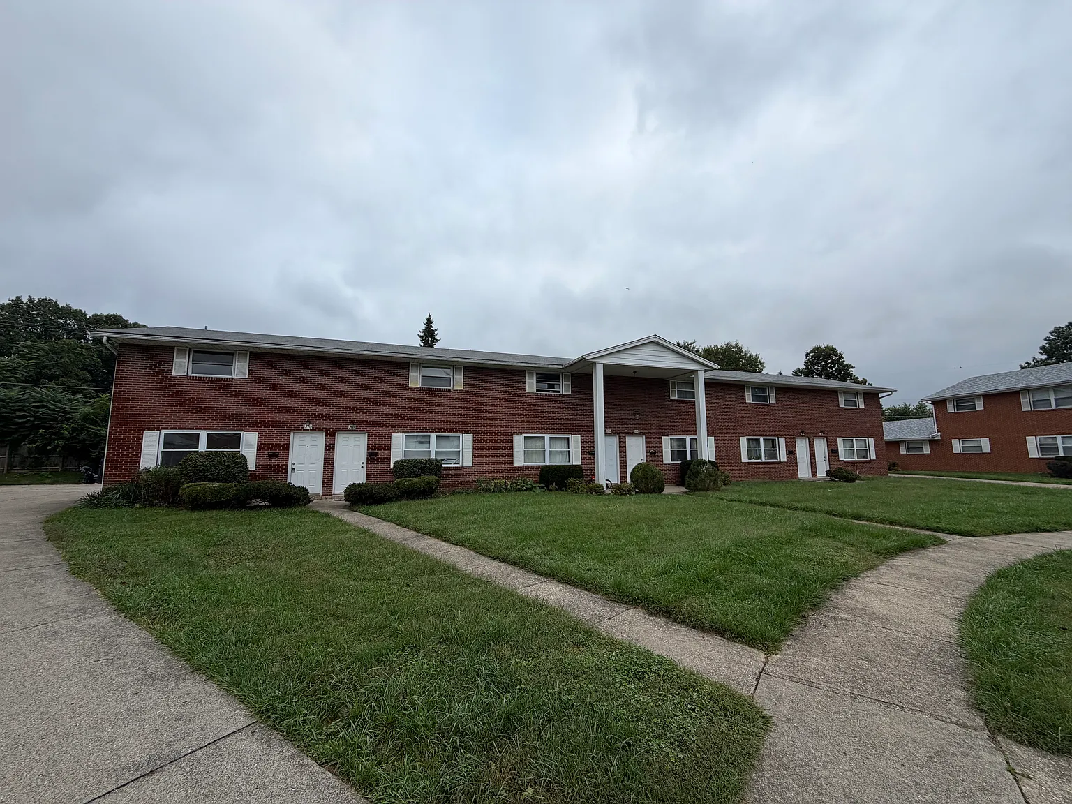 2 bed, $1,200 — Photo 1