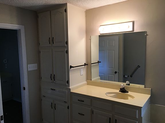 Master bath. 