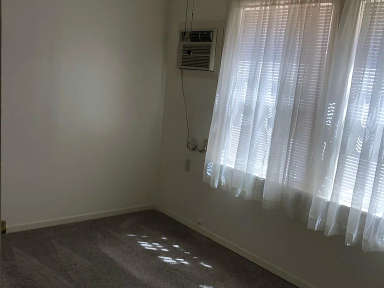 922 Dublin St — Photo 28