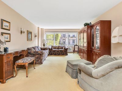 435 E 65th St APT 4A, New York, NY, 10065