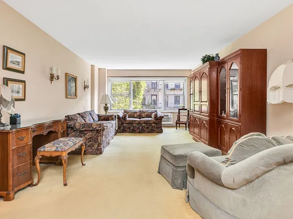 435 E 65th St APT 4A, New York, NY 10065