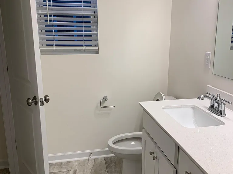 8101 Ramsburg Dr — Photo 24
