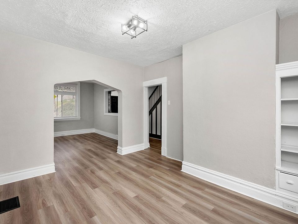 131 Carrick Ave, Pittsburgh, PA 15210 Zillow