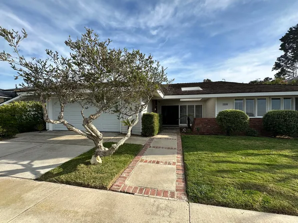 1210 Sandpoint Way, Corona Del Mar, CA 92625