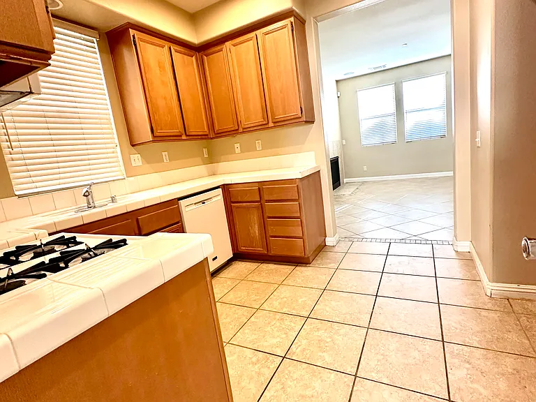 3278 Garons Ln — Photo 2