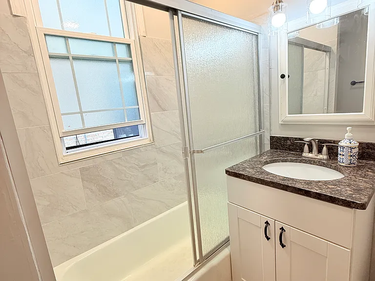 3255 N Kenneth Ave #H — Photo 10