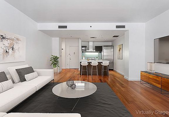 3rd image of 66 9th Ave APT 4N