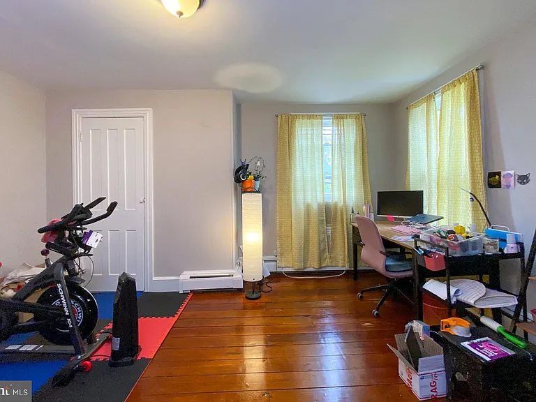 10 Princeton Ave — Photo 10