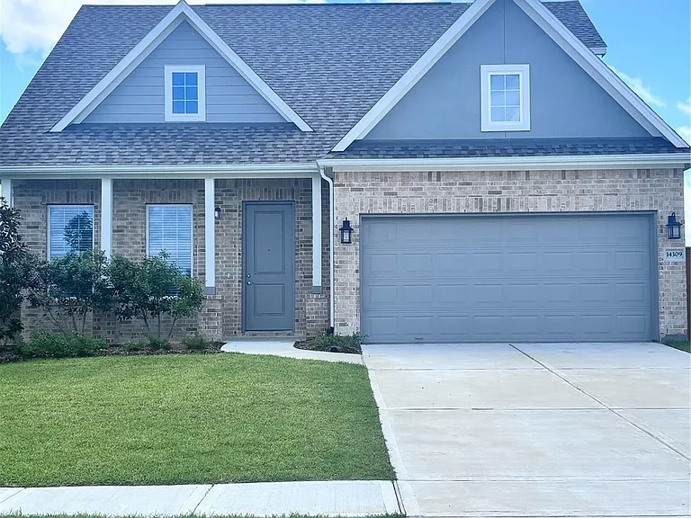 14309 Port Jackson Dr — Photo 1