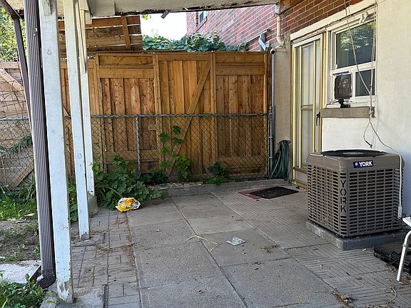 5th image of 2931 Islington Ave