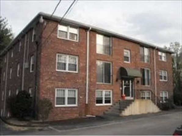 95 East Broadway, Derry, NH 03038