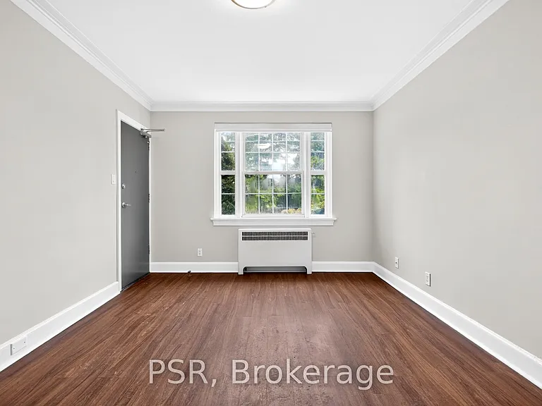 1325 Bayview Ave #L21 — Photo 5
