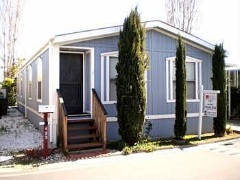 2nd image of 411 Lewis Rd Space 433