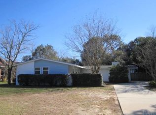 221 Beacon Rd, Pensacola, FL 32503