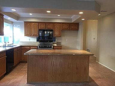 5th image of 467 Quailridge Dr