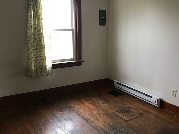3rd image of 15C W Main St #15C