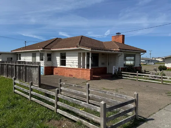 327 S Franklin Street, Fort Bragg, CA 95437