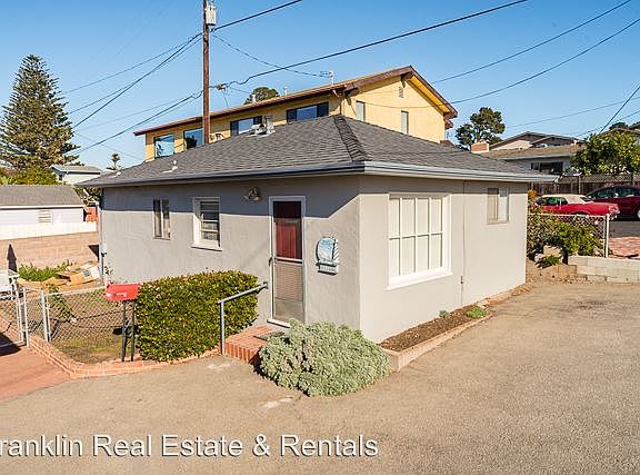 2nd image of 612 Bernardo Ave