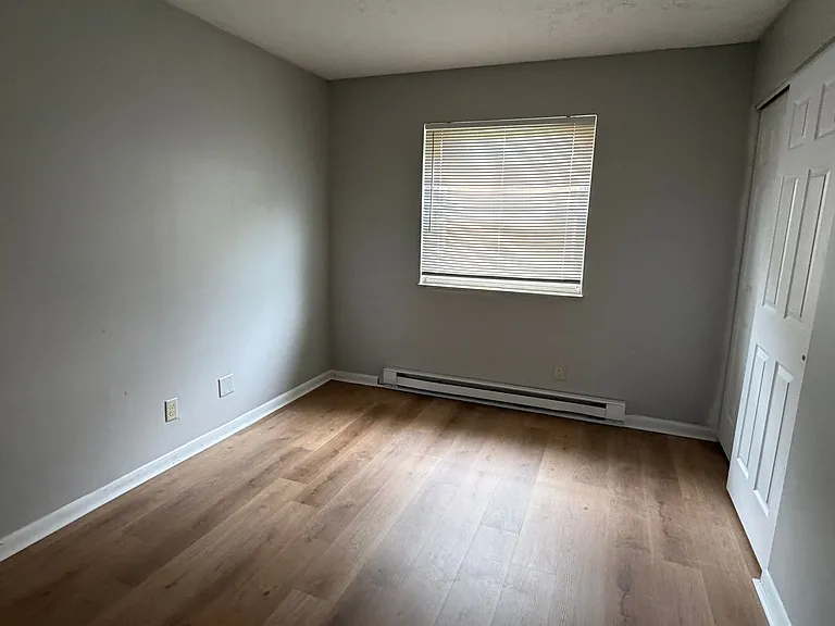 1324 Cherry Hill Dr — Photo 8