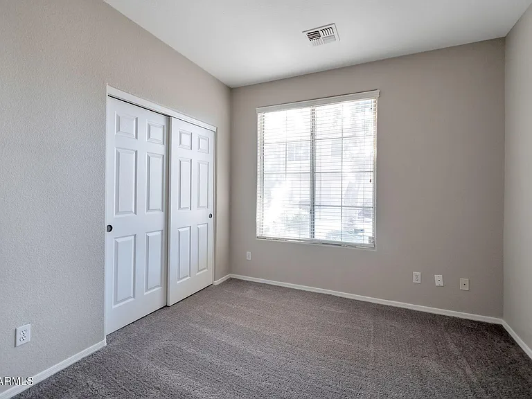 1633 E Lakeside Dr #109 — Photo 11