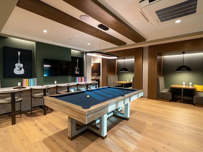 James Run Apartments — Photo 90