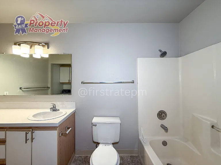 5679 W Dorian Ln — Photo 12