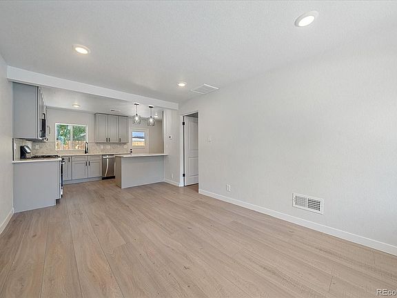 5th image of 3738 Eliot St APT 3